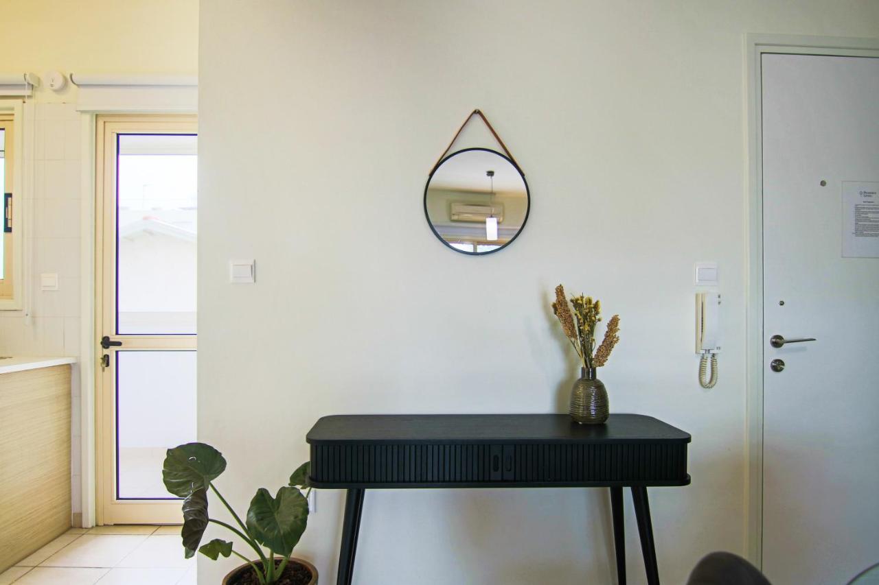 ניקוסיה Phaedrus Living City View Luxury Iras Flat 102 מראה חיצוני תמונה