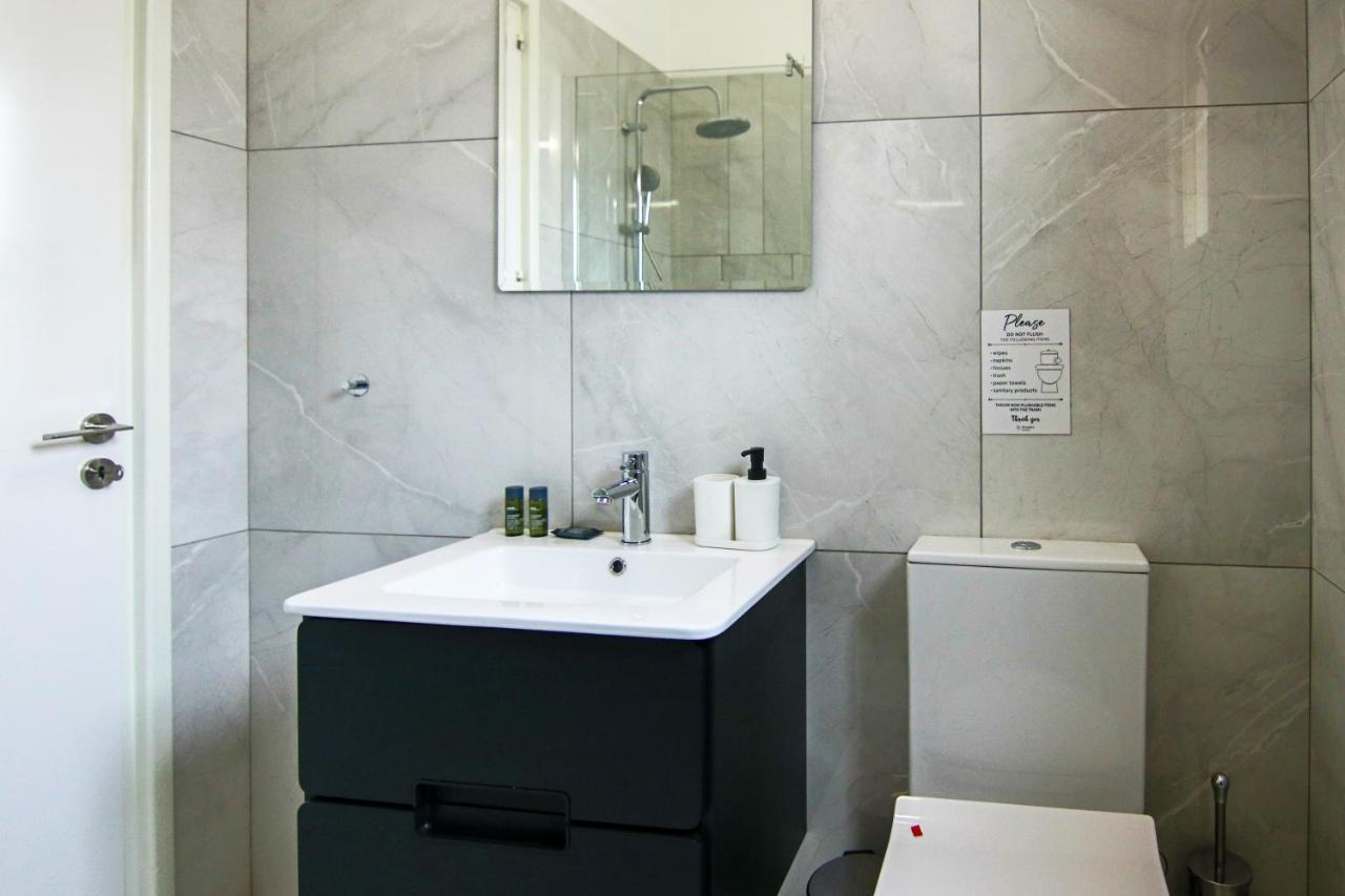 ניקוסיה Phaedrus Living City View Luxury Iras Flat 102 מראה חיצוני תמונה